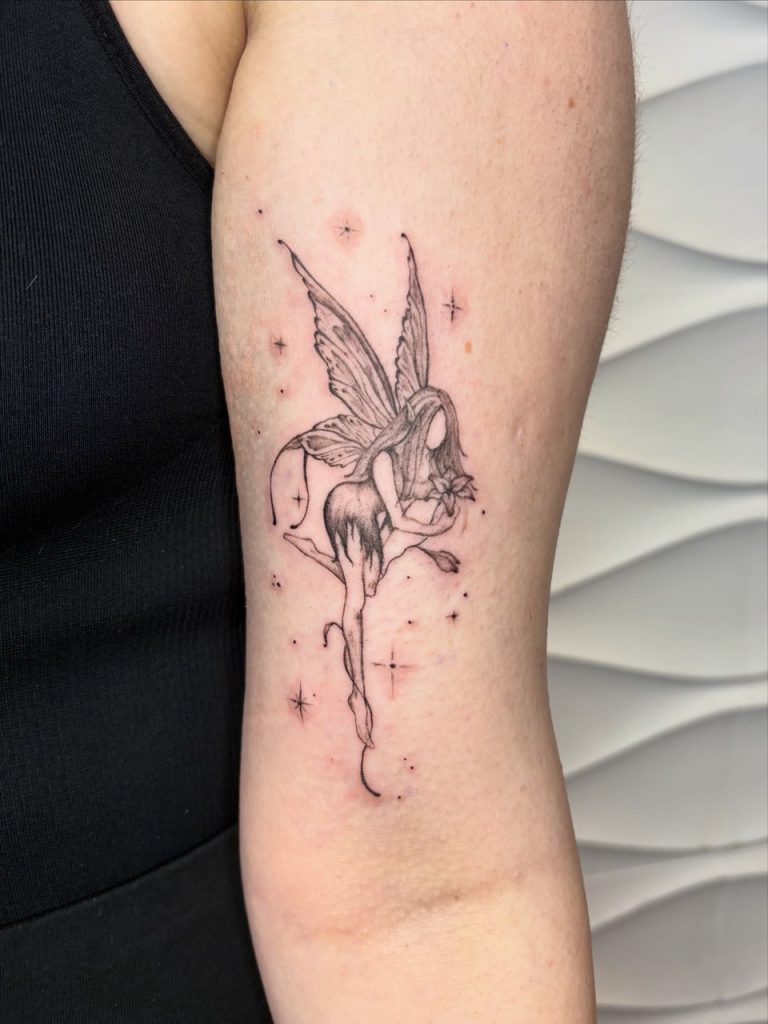 Fine line tattoo by aoife dublin 5